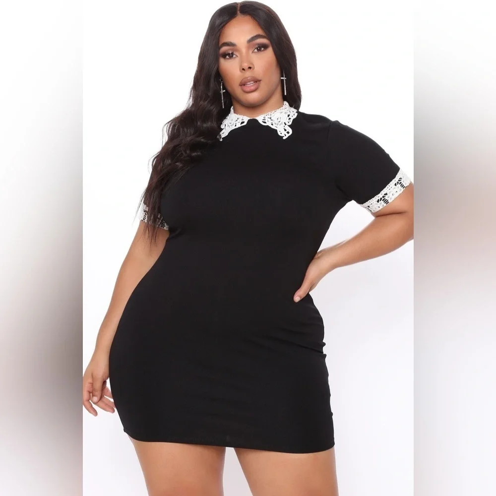 Wednesday Collar Body Sculpting Dress - Black/Ivory NWT 109.00 Costume